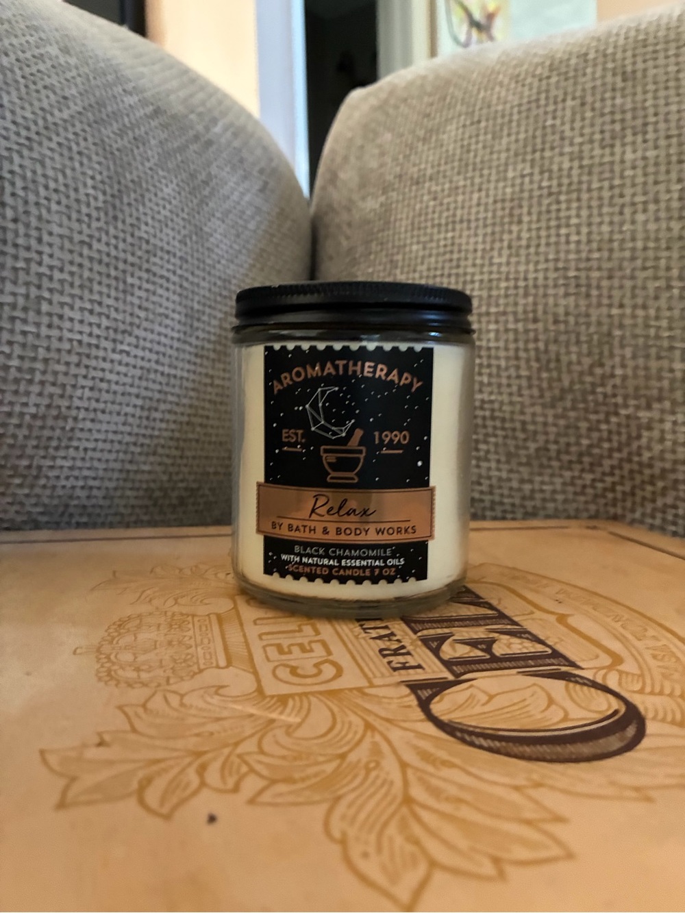 Bath & Body Works Aromatherapy Relax Candle - Black Lid, White Wax